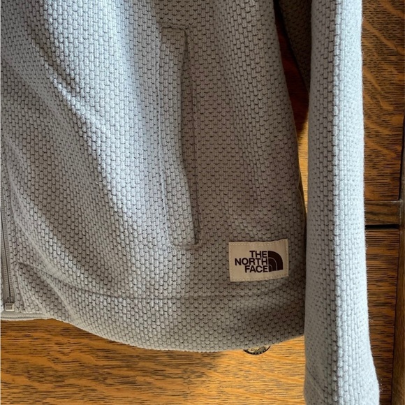 Women’s The North Face Jacket - Picture 2 of 4